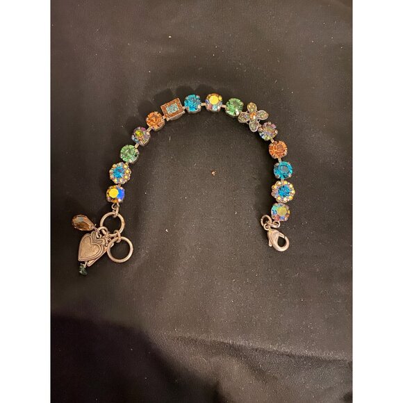 Authentic Mariana Jewelry Cluster Bracelet "Moondrops" Colorway. Rhodium Plated - Picture 3 of 4